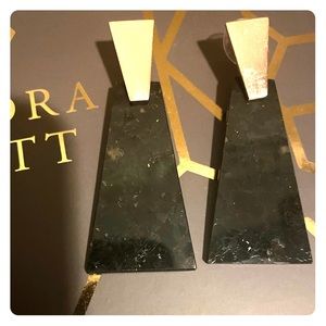 Kendra scott earrings